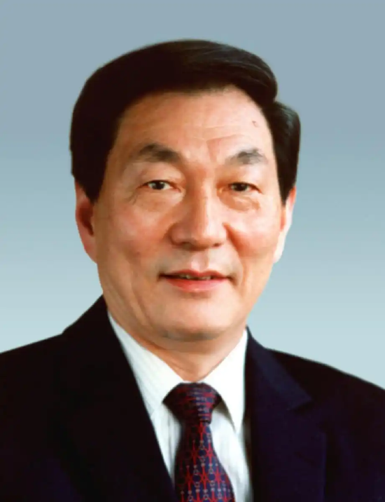 朱镕基同志遗像